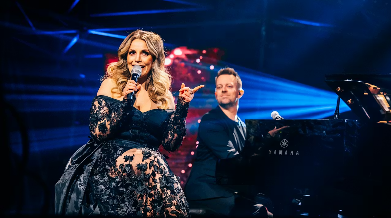 A tribute to Adele - Someone Like Her