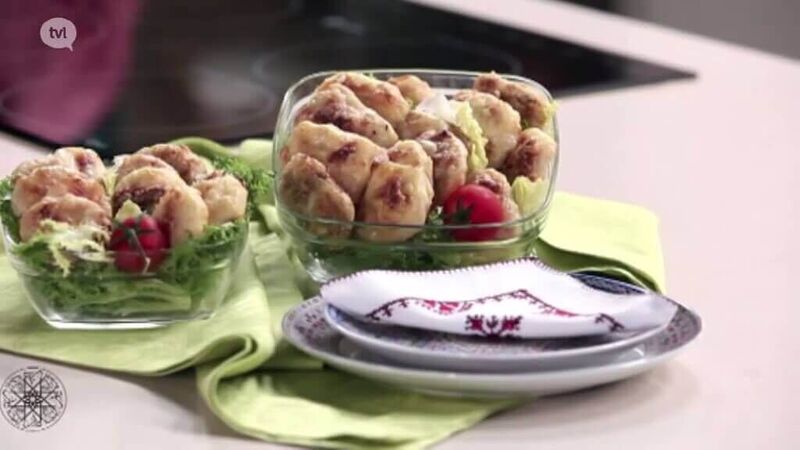 Marokkaanse pannekoeken van bladerdeeg oftewel Rghaïfs