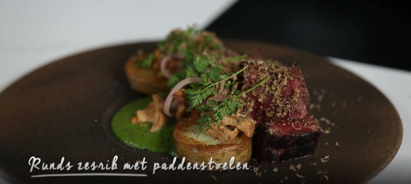 Runds zesrib - paddenstoelen - gekonfijte aardappel - bieslook  