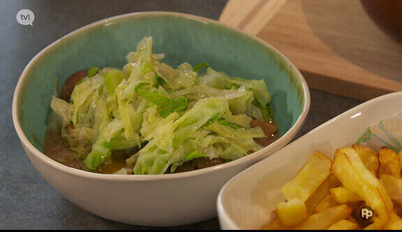 Stoofpotje van Limburgse varkenswangen met toetëlèr amber trippel en grotchampignons.